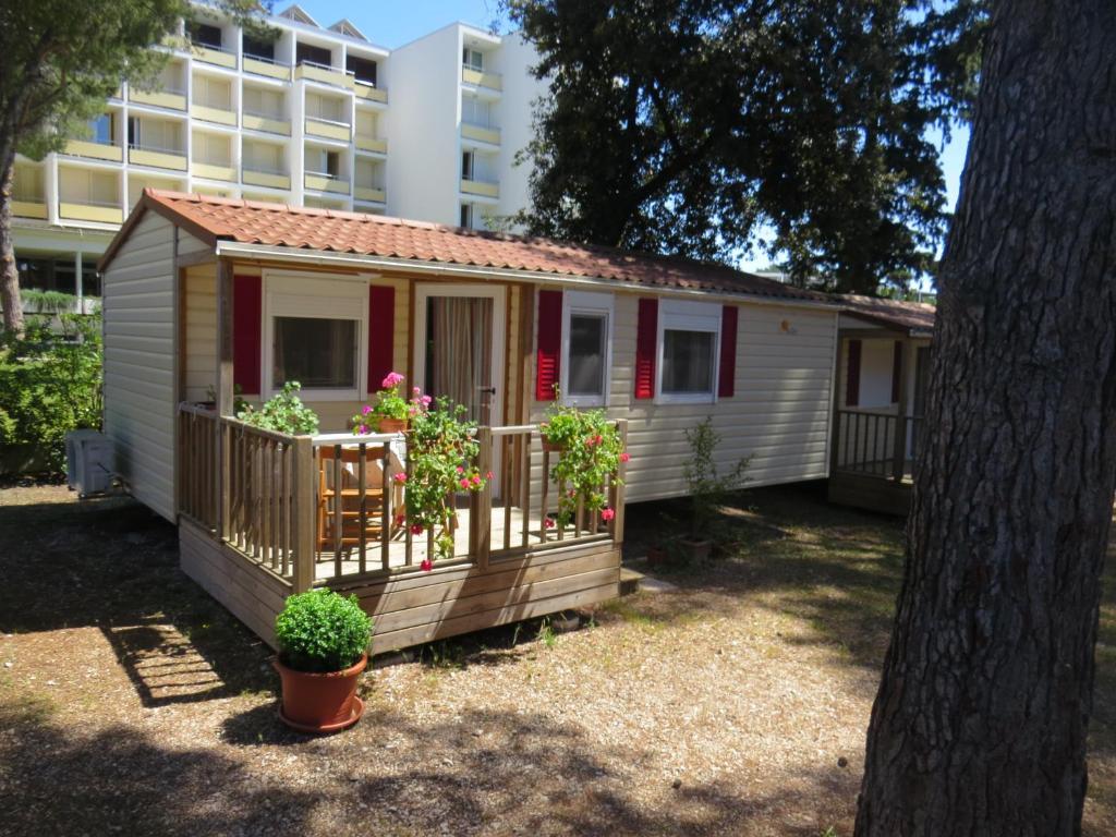 Diana & Josip Mobile Homes ビオグラード・ナ・モル エクステリア 写真